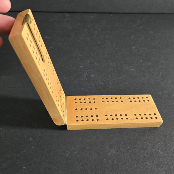 VINTAGE 1941 HORN Solid Wood Hinged Cribbage Board 4 Pegs Instructions Box USA - Picture 13 of 16